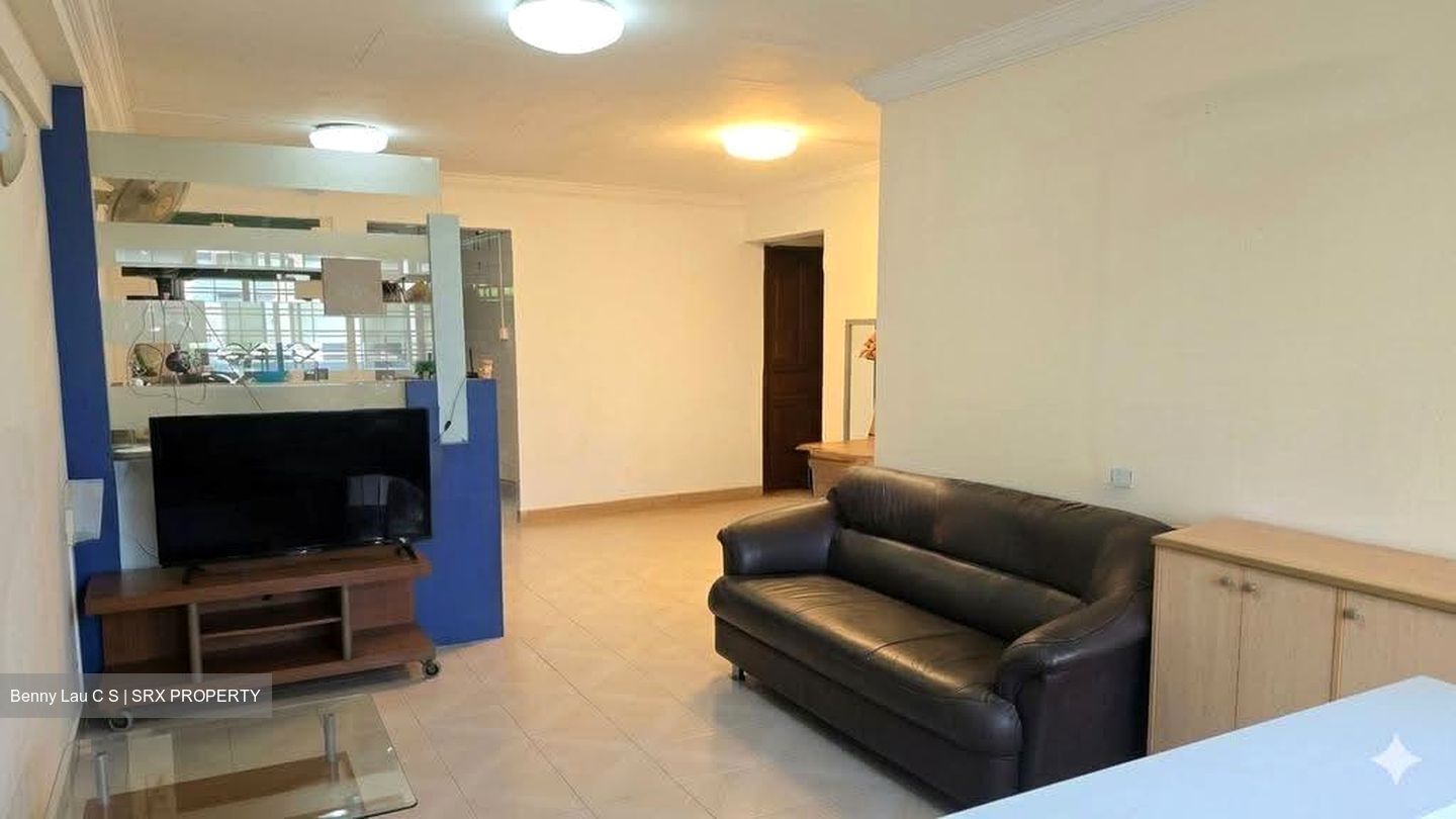 Blk 211 Yishun Palm Spring (Yishun), HDB 4 Rooms #627382551